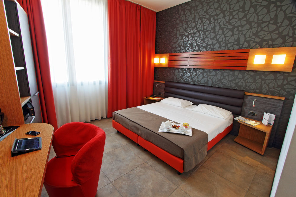 Hotel Cosmopolitan Bologna Buitenkant foto